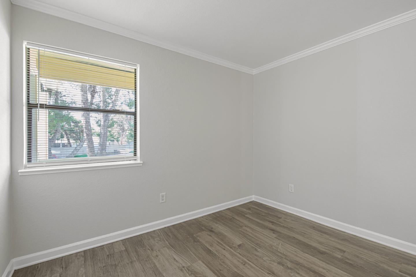 Detail Gallery Image 17 of 30 For 1553 Pyrenees Ave #35,  Stockton,  CA 95210 - 1 Beds | 1 Baths