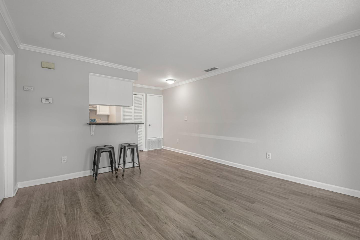 Detail Gallery Image 6 of 30 For 1553 Pyrenees Ave #35,  Stockton,  CA 95210 - 1 Beds | 1 Baths