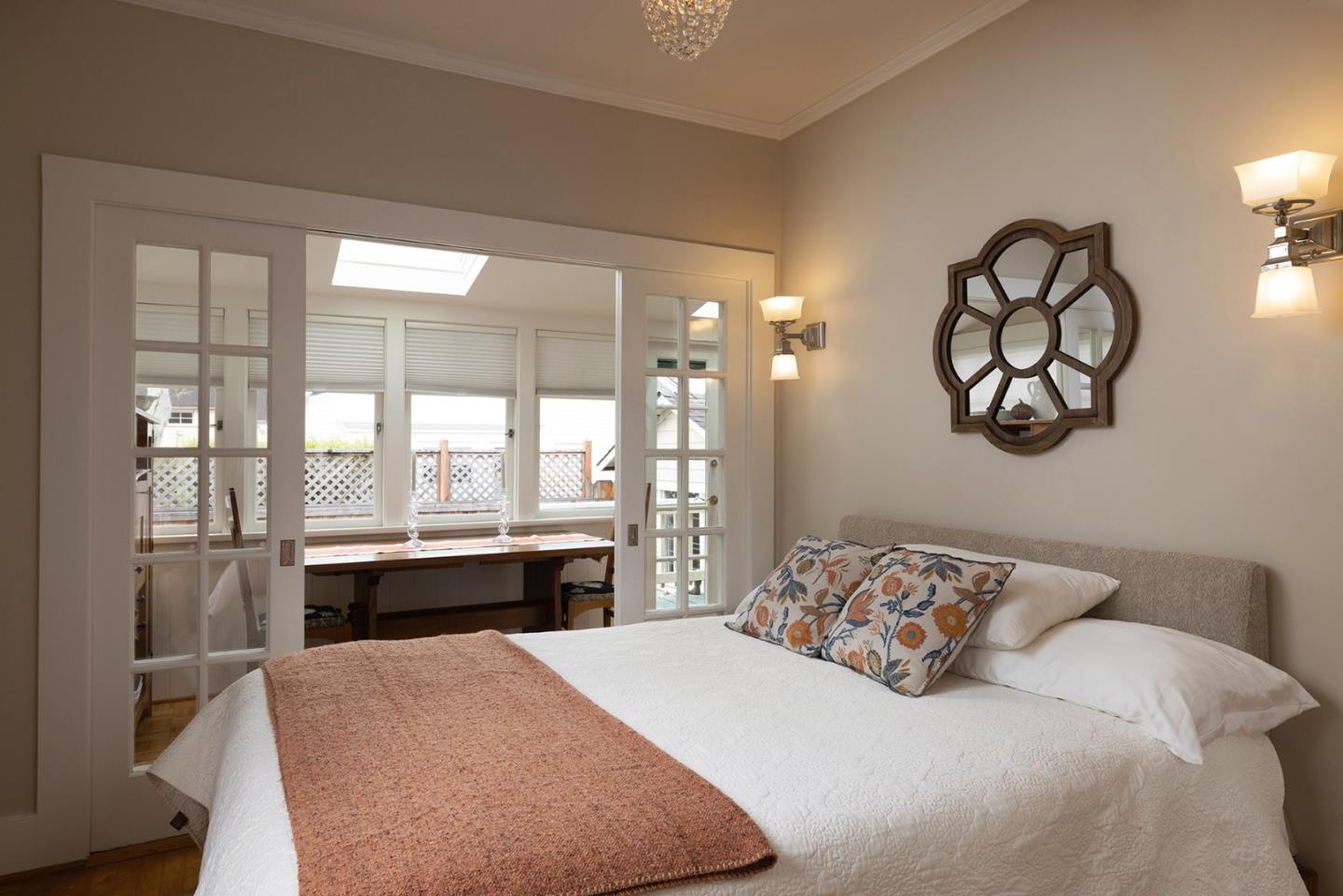 Detail Gallery Image 9 of 17 For 405 Carmel Ave, Pacific Grove,  CA 93950 - 2 Beds | 1 Baths