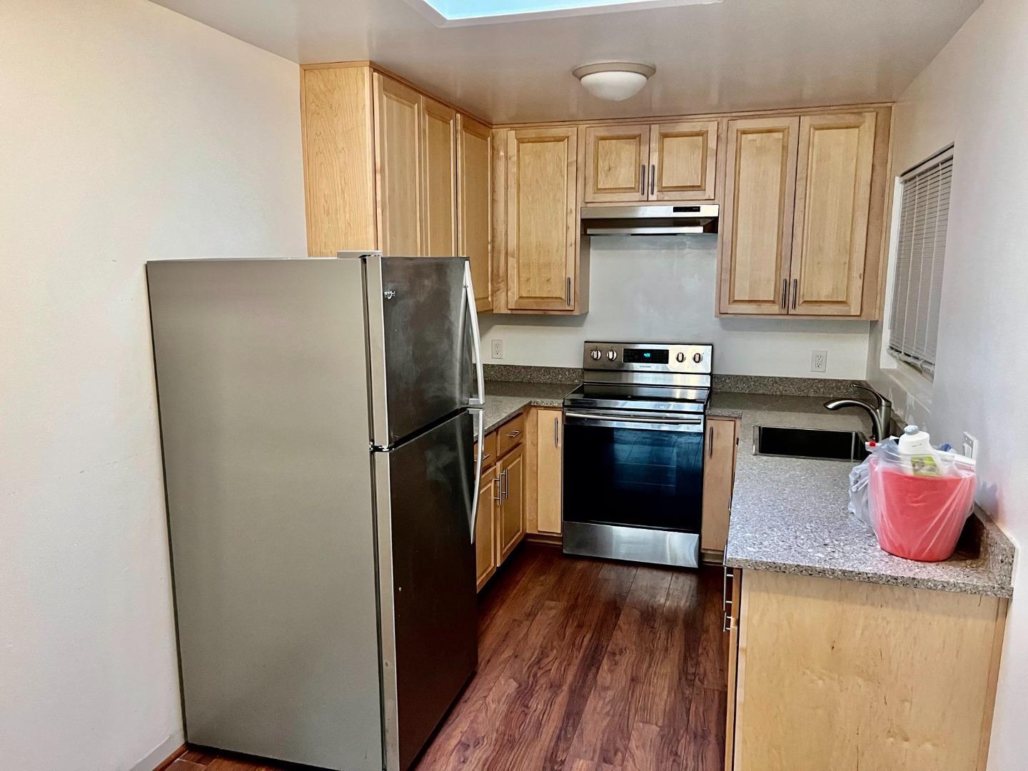 Detail Gallery Image 18 of 19 For 1526 Hess Rd, Redwood City,  CA 94061 - – Beds | – Baths