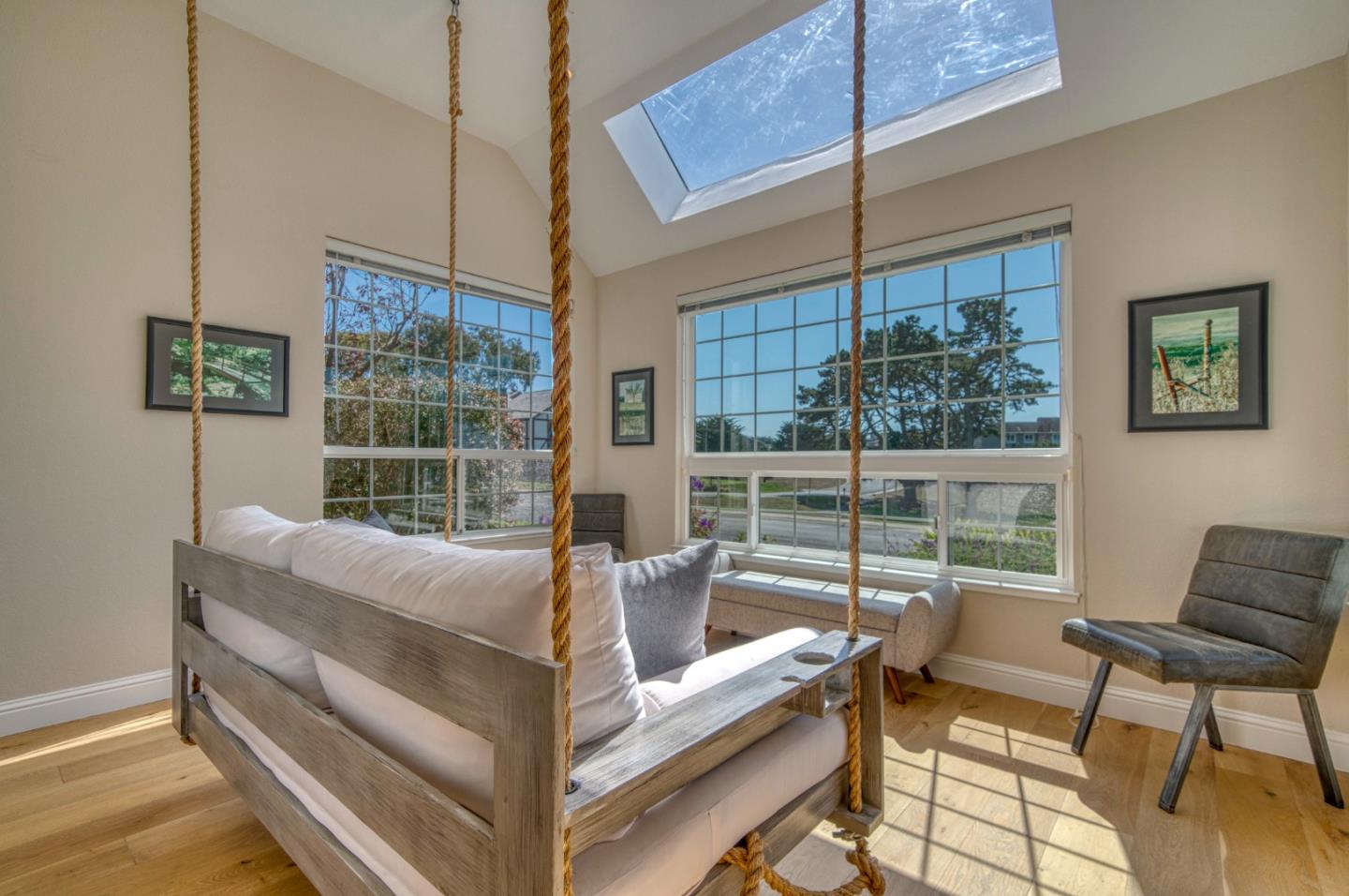 Detail Gallery Image 14 of 38 For 21 Merion Rd, Half Moon Bay,  CA 94019 - 3 Beds | 2/1 Baths