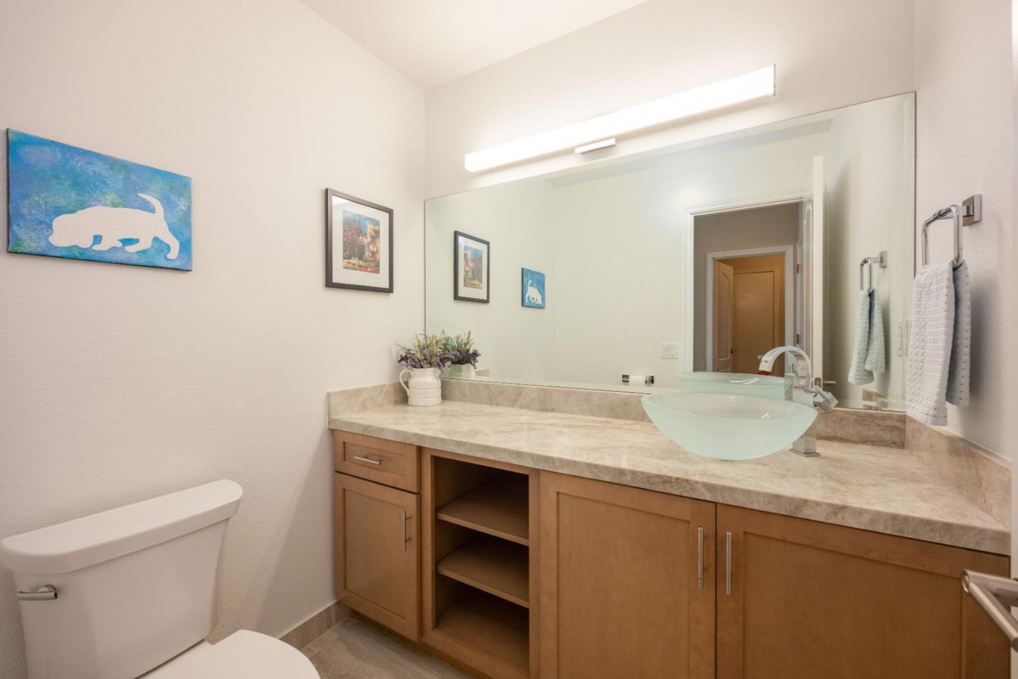 Detail Gallery Image 16 of 38 For 21 Merion Rd, Half Moon Bay,  CA 94019 - 3 Beds | 2/1 Baths
