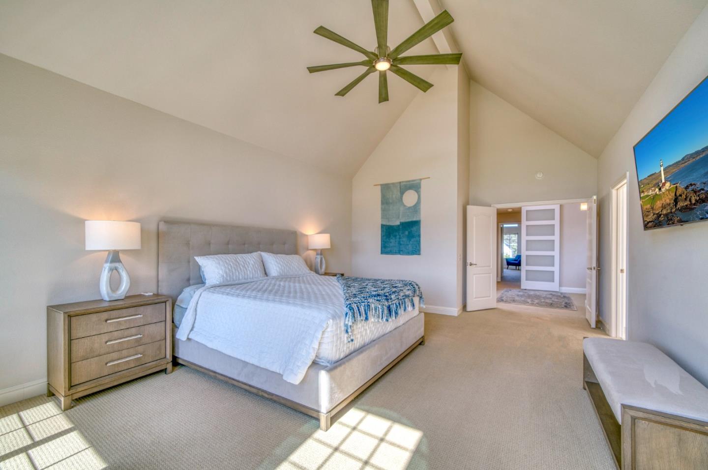 Detail Gallery Image 20 of 38 For 21 Merion Rd, Half Moon Bay,  CA 94019 - 3 Beds | 2/1 Baths