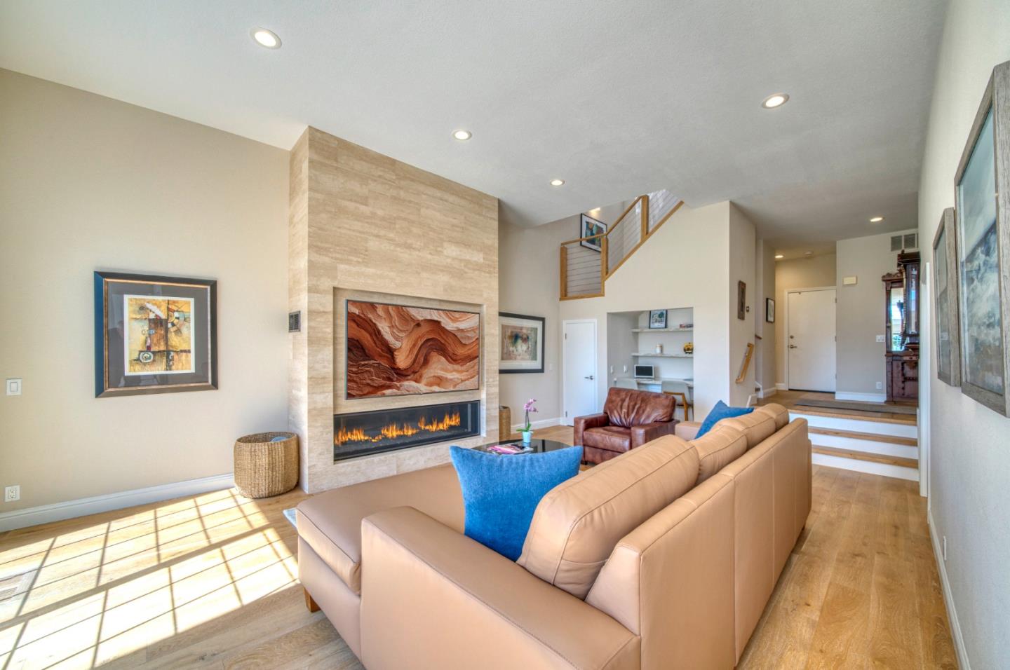 Detail Gallery Image 4 of 38 For 21 Merion Rd, Half Moon Bay,  CA 94019 - 3 Beds | 2/1 Baths