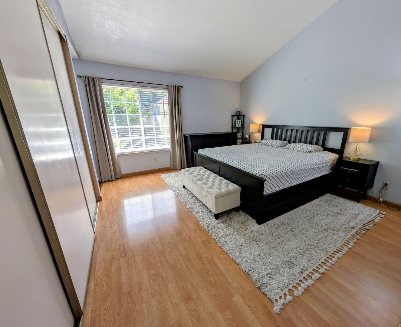 Detail Gallery Image 15 of 29 For 416 Rumsey Ct, San Jose,  CA 95111 - 4 Beds | 2 Baths