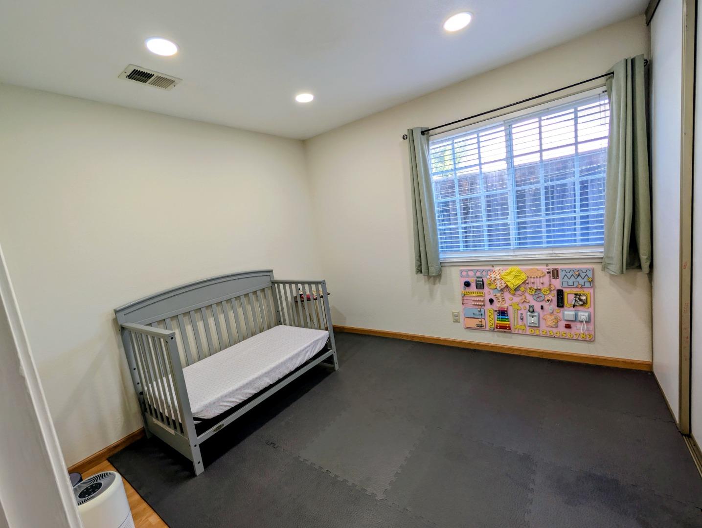 Detail Gallery Image 19 of 29 For 416 Rumsey Ct, San Jose,  CA 95111 - 4 Beds | 2 Baths