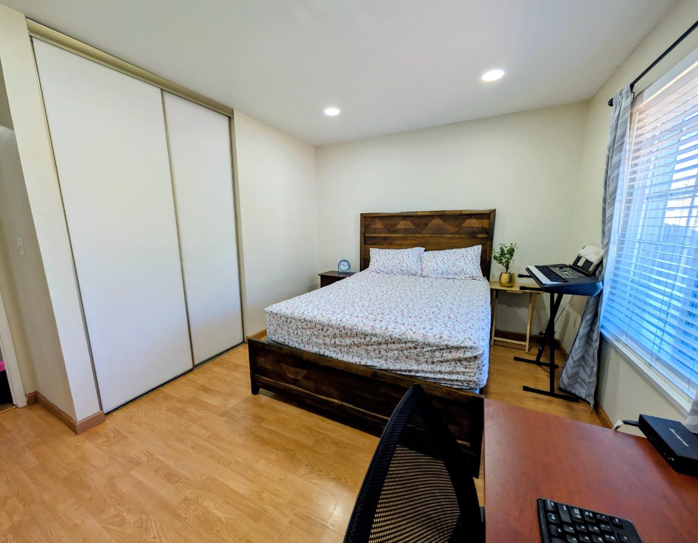 Detail Gallery Image 23 of 29 For 416 Rumsey Ct, San Jose,  CA 95111 - 4 Beds | 2 Baths