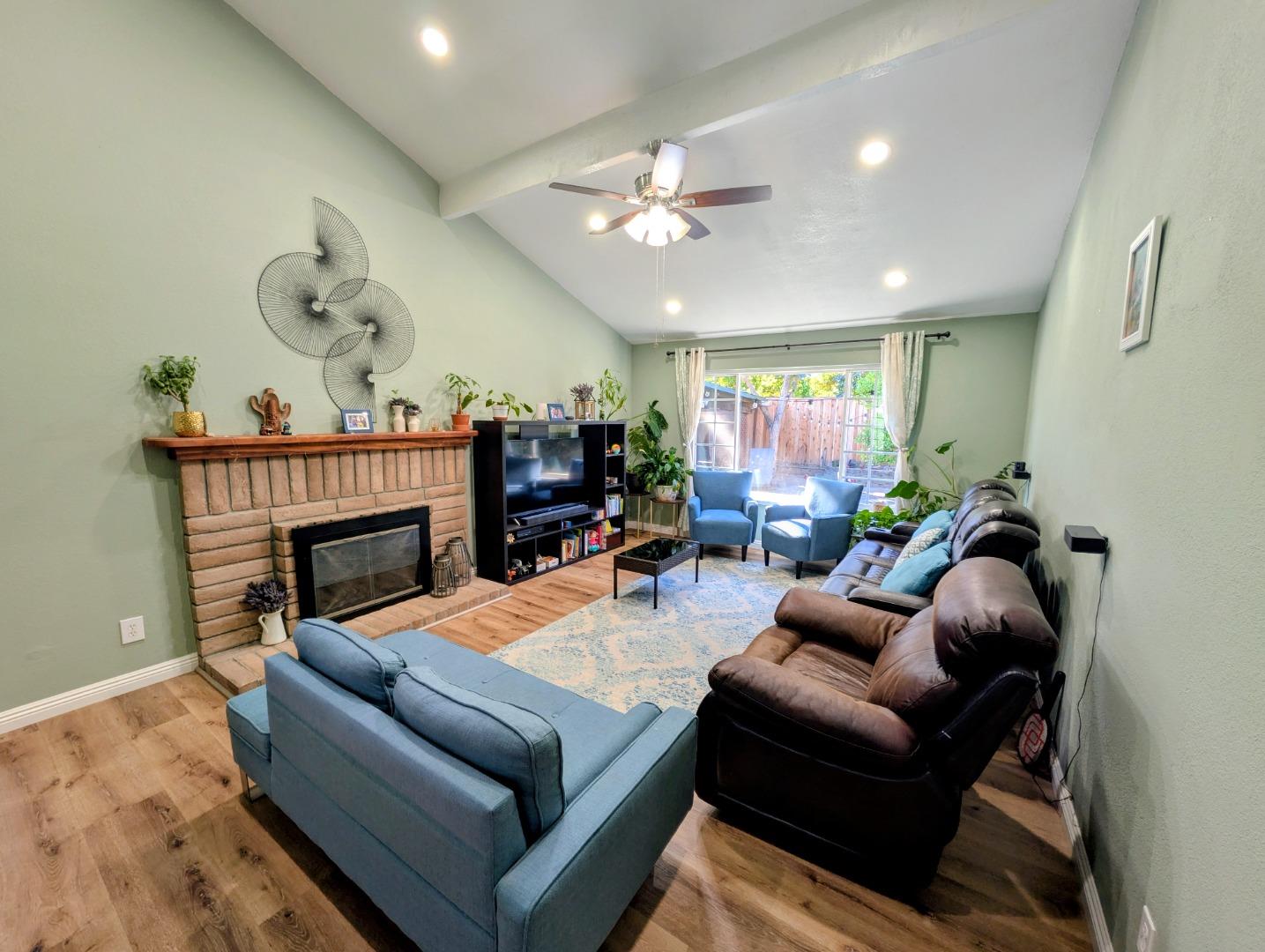 Detail Gallery Image 27 of 29 For 416 Rumsey Ct, San Jose,  CA 95111 - 4 Beds | 2 Baths