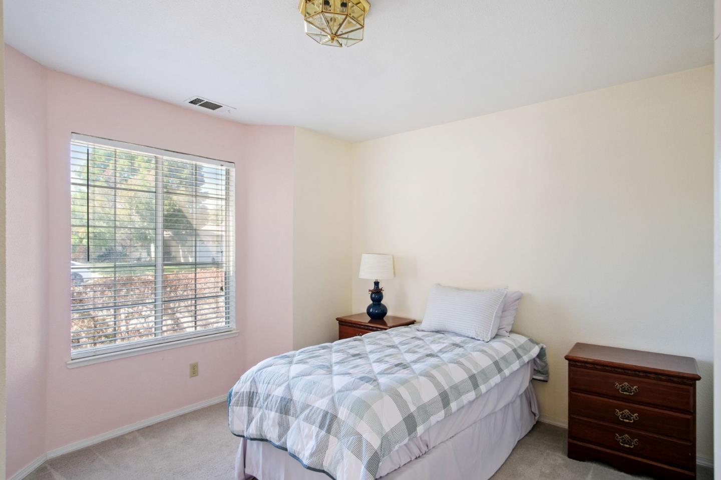 Detail Gallery Image 14 of 24 For 1622 Fir Dr, Los Banos,  CA 93635 - 4 Beds | 3 Baths