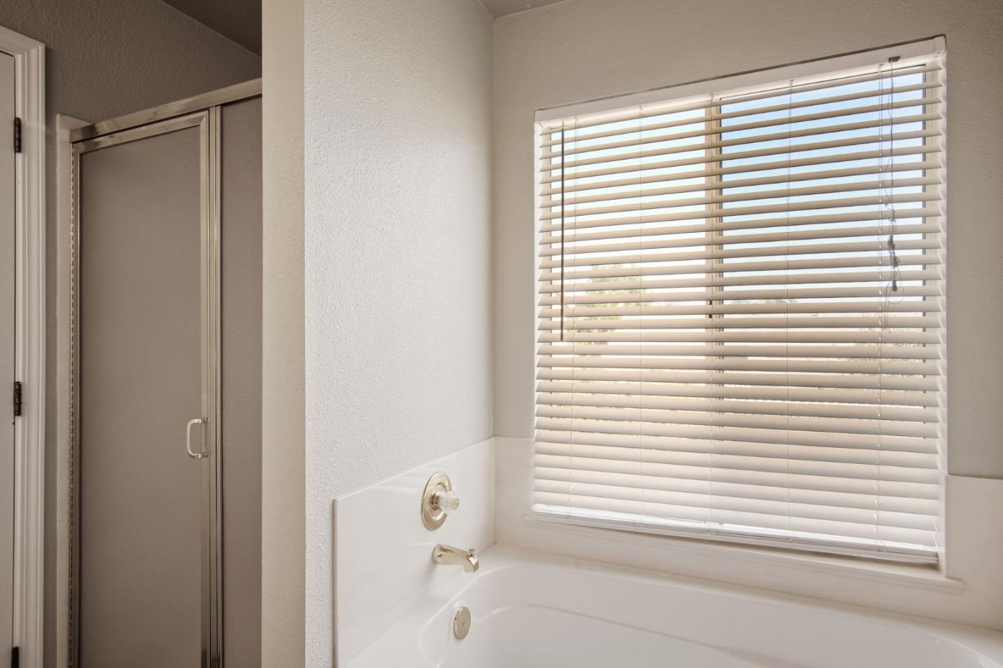 Detail Gallery Image 20 of 24 For 1622 Fir Dr, Los Banos,  CA 93635 - 4 Beds | 3 Baths