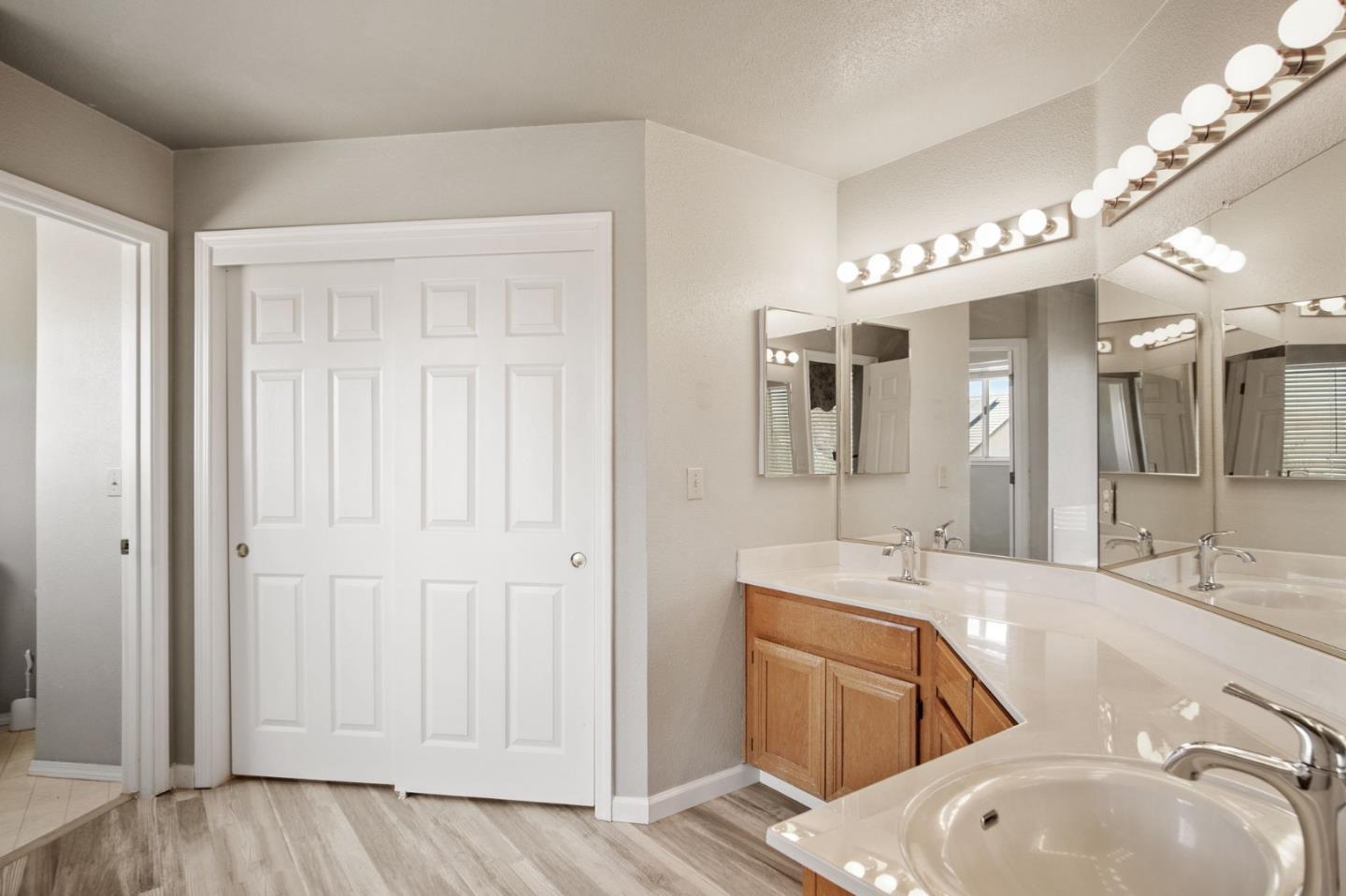 Detail Gallery Image 21 of 24 For 1622 Fir Dr, Los Banos,  CA 93635 - 4 Beds | 3 Baths