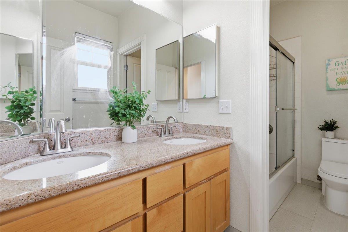 Detail Gallery Image 22 of 40 For 160 Trimble Ct, Gilroy,  CA 95020 - 4 Beds | 2/1 Baths