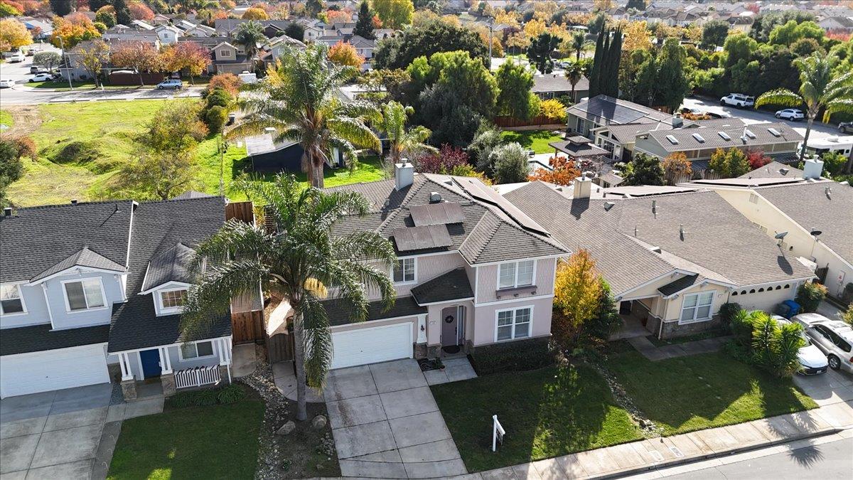 Detail Gallery Image 31 of 40 For 160 Trimble Ct, Gilroy,  CA 95020 - 4 Beds | 2/1 Baths