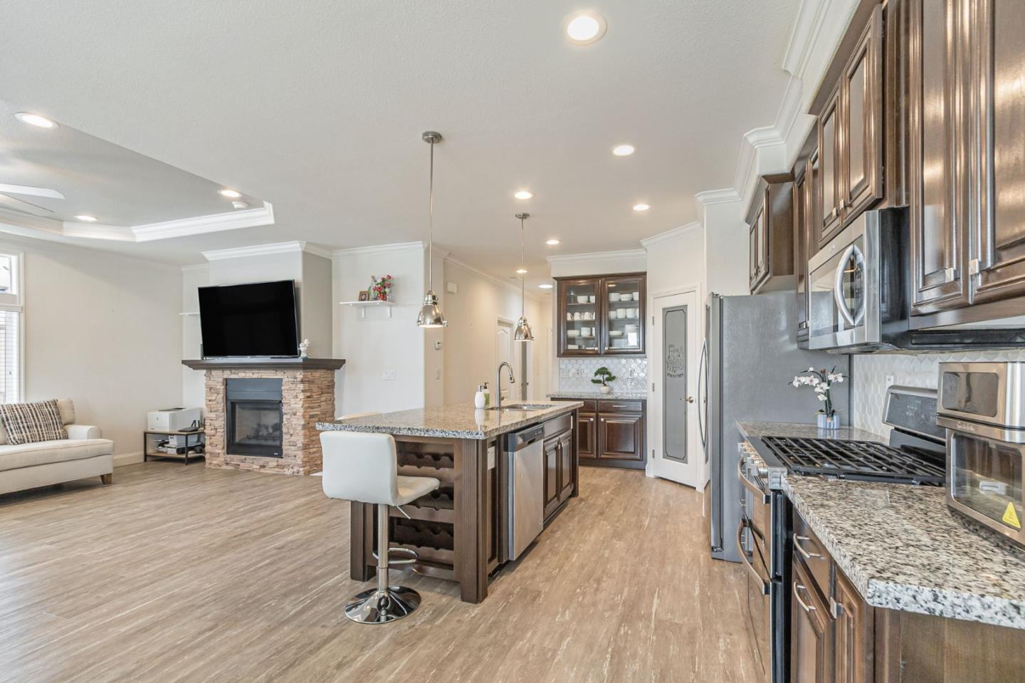 Detail Gallery Image 14 of 34 For 1358 Oakland Rd #81,  San Jose,  CA 95112 - 3 Beds | 2 Baths