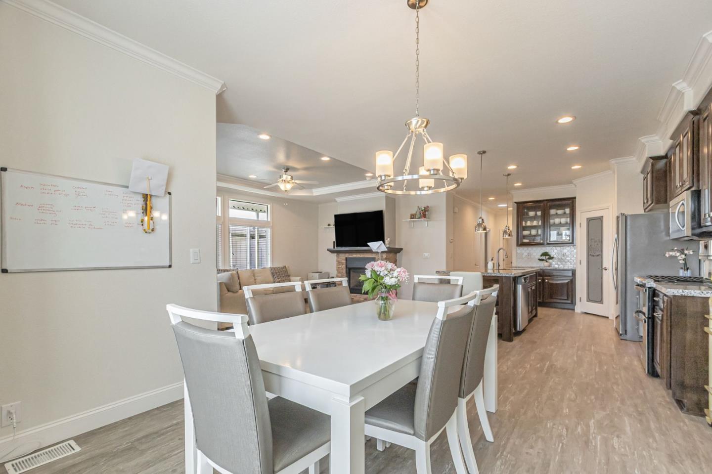 Detail Gallery Image 19 of 34 For 1358 Oakland Rd #81,  San Jose,  CA 95112 - 3 Beds | 2 Baths