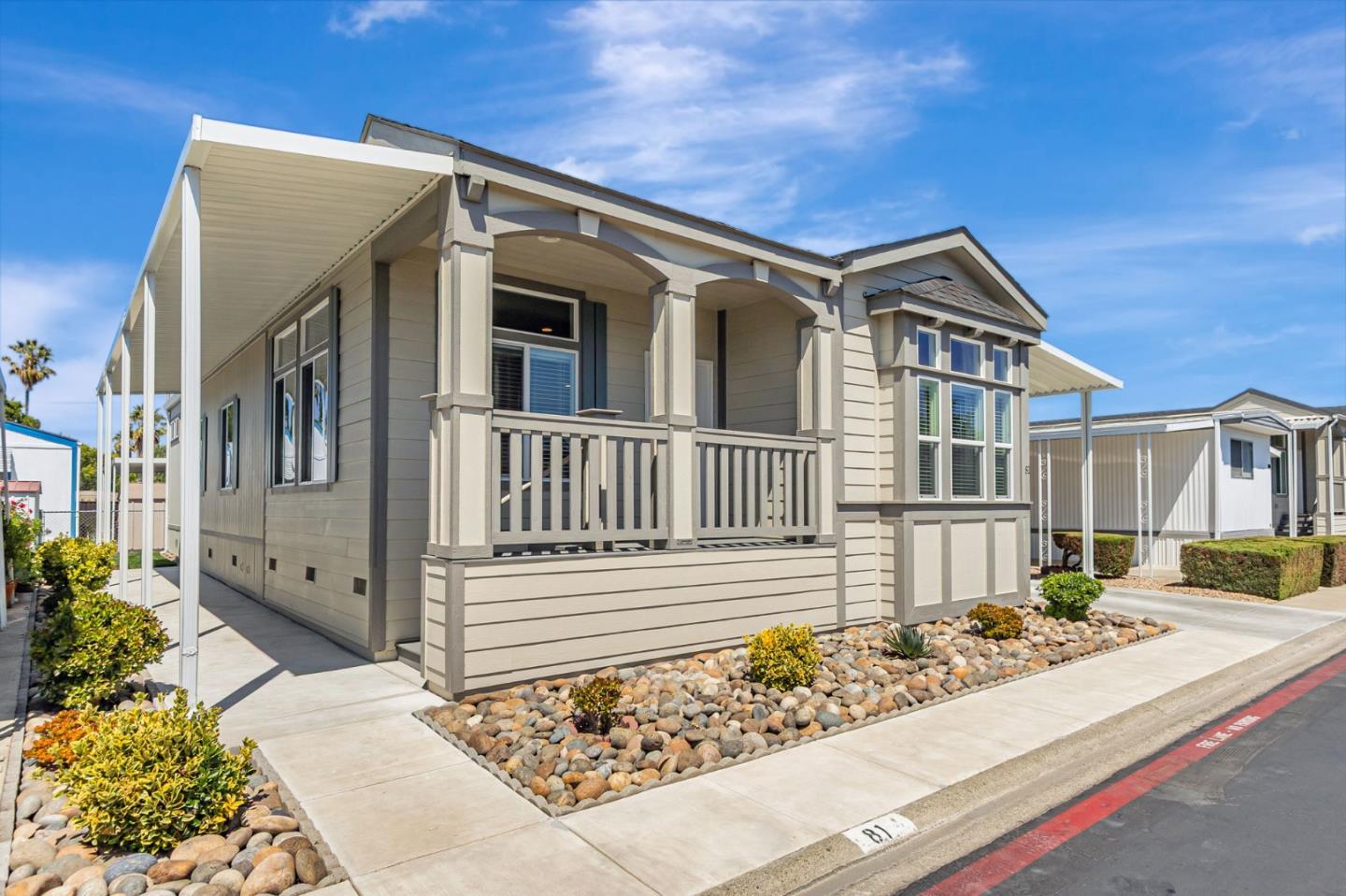 Detail Gallery Image 2 of 34 For 1358 Oakland Rd #81,  San Jose,  CA 95112 - 3 Beds | 2 Baths