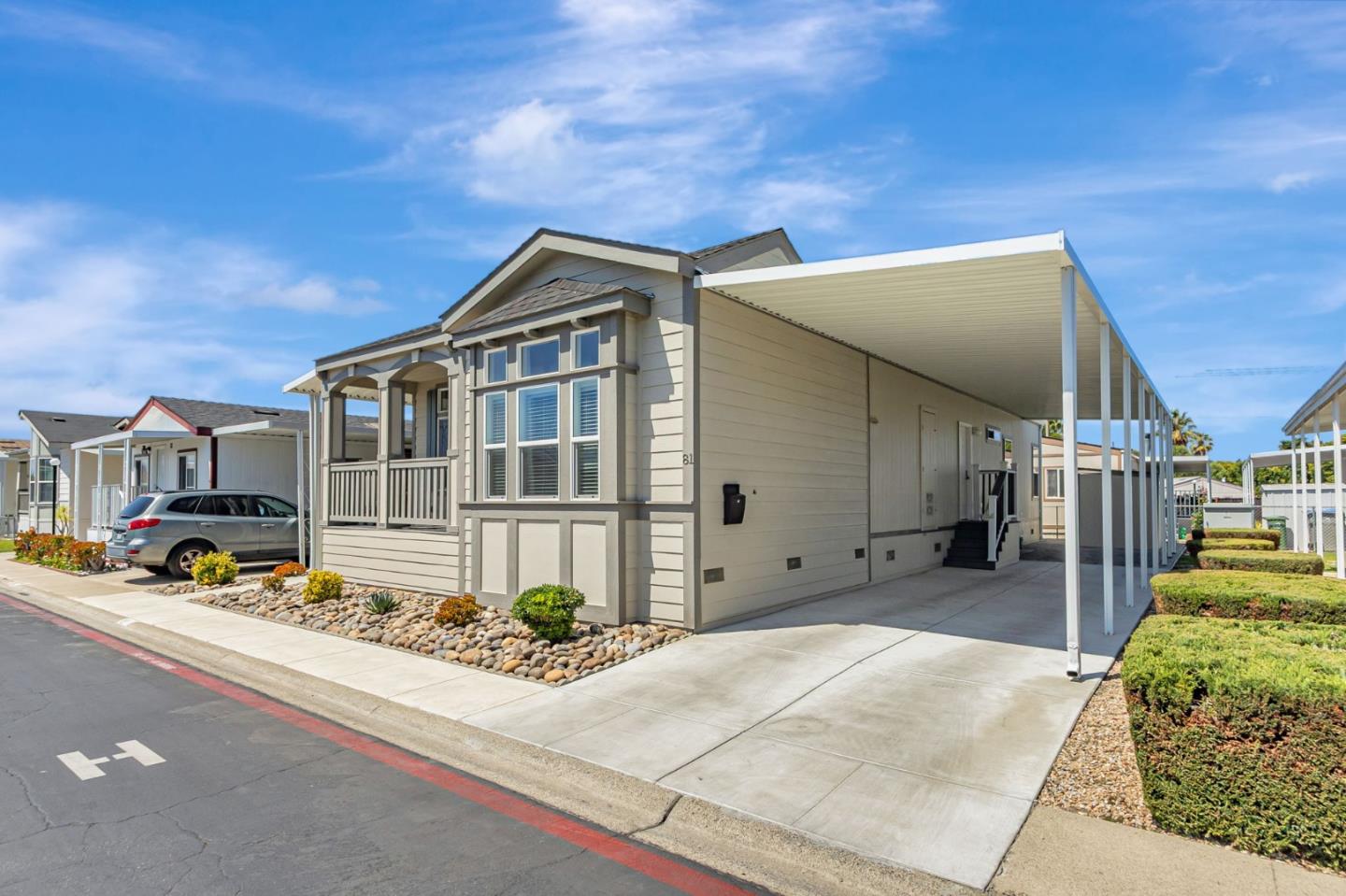 Detail Gallery Image 3 of 34 For 1358 Oakland Rd #81,  San Jose,  CA 95112 - 3 Beds | 2 Baths