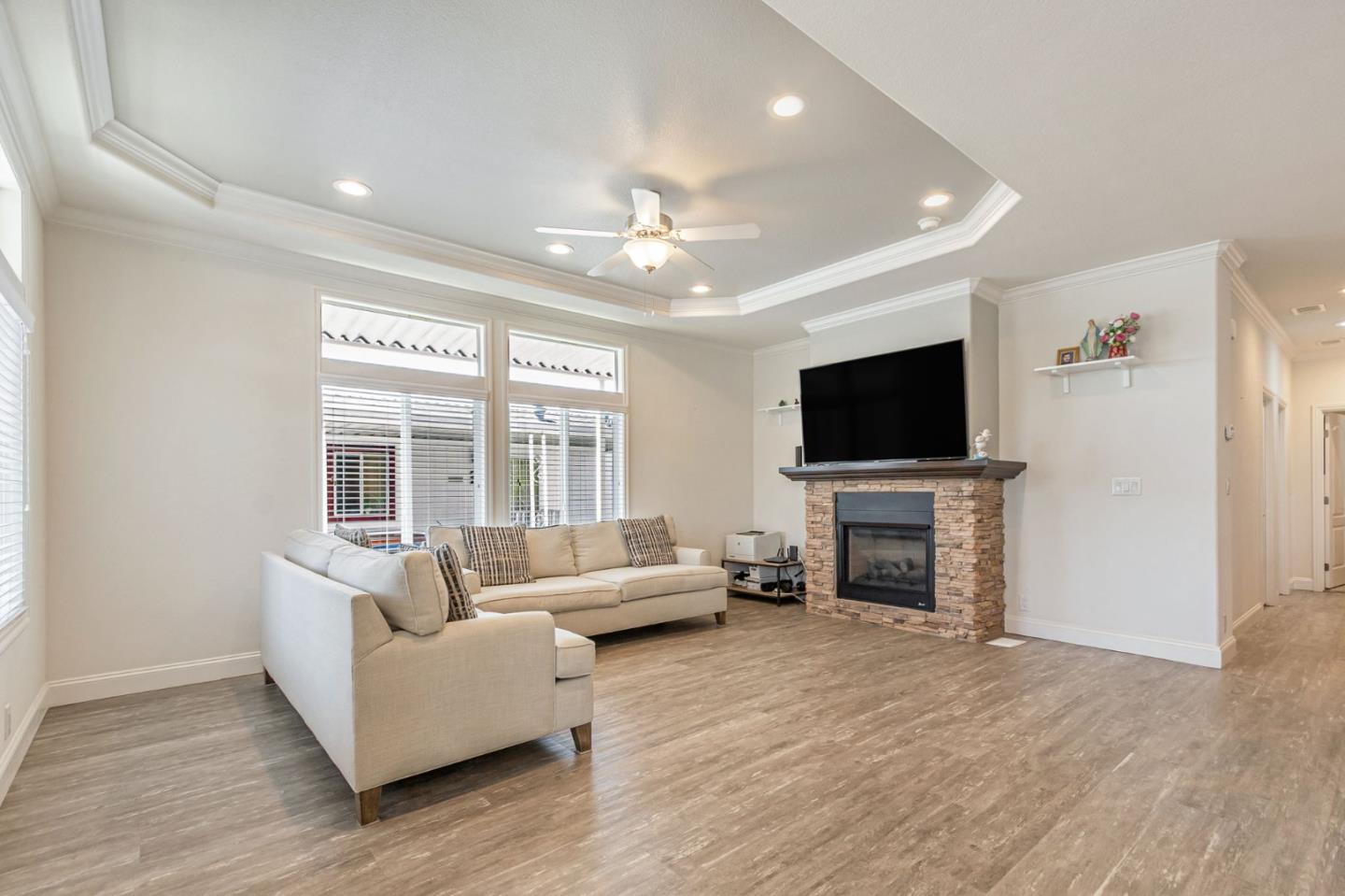 Detail Gallery Image 7 of 34 For 1358 Oakland Rd #81,  San Jose,  CA 95112 - 3 Beds | 2 Baths