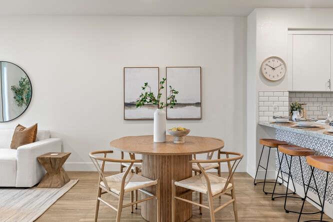 Detail Gallery Image 6 of 32 For 5925 Charlotte Dr #212,  San Jose,  CA 95123 - 2 Beds | 2 Baths