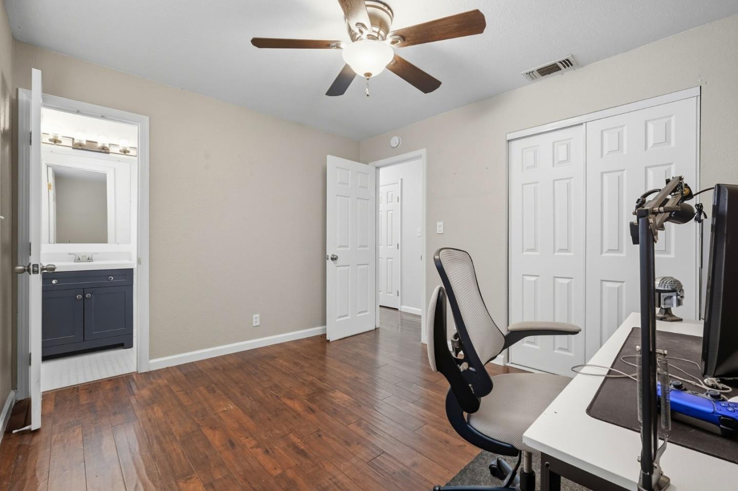 Detail Gallery Image 20 of 50 For 1336 Stephanie Ave, Sacramento,  CA 95838 - 3 Beds | 2 Baths