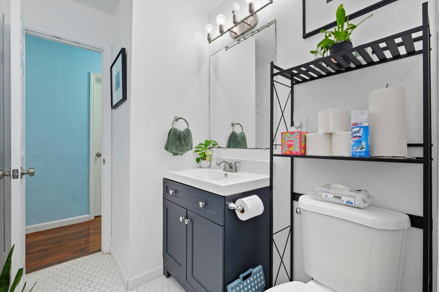 Detail Gallery Image 29 of 50 For 1336 Stephanie Ave, Sacramento,  CA 95838 - 3 Beds | 2 Baths