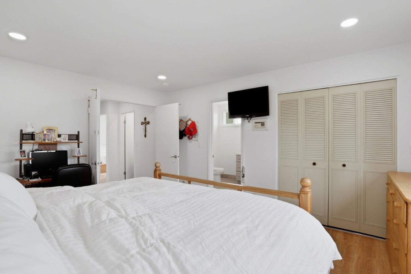 Detail Gallery Image 27 of 40 For 2083 Bluejacket Way, San Jose,  CA 95133 - 4 Beds | 2/1 Baths