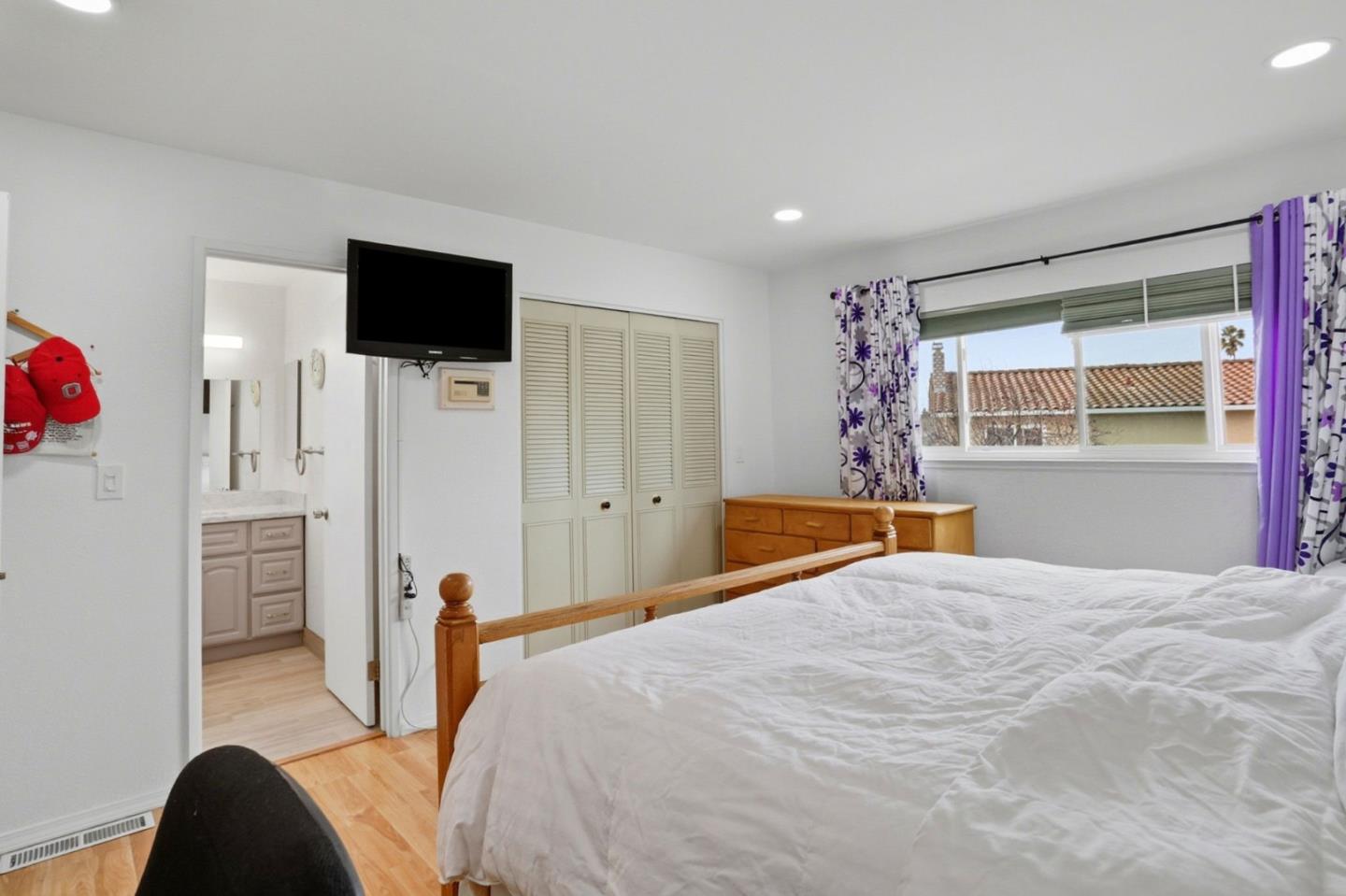 Detail Gallery Image 28 of 40 For 2083 Bluejacket Way, San Jose,  CA 95133 - 4 Beds | 2/1 Baths