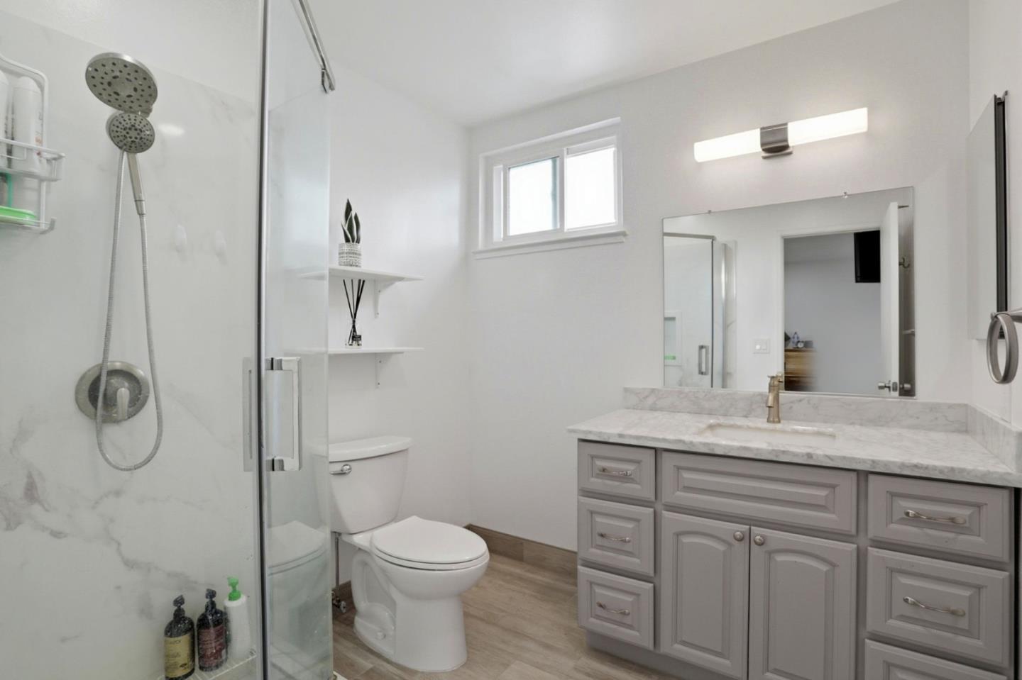 Detail Gallery Image 33 of 40 For 2083 Bluejacket Way, San Jose,  CA 95133 - 4 Beds | 2/1 Baths