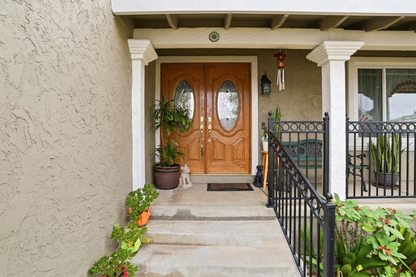 Detail Gallery Image 5 of 40 For 2083 Bluejacket Way, San Jose,  CA 95133 - 4 Beds | 2/1 Baths