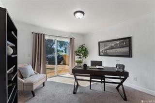 Detail Gallery Image 9 of 11 For 2570 98th Ave, Oakland,  CA 94605 - 4 Beds | 2 Baths