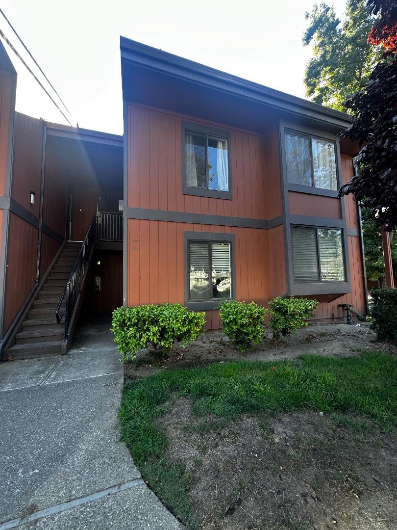 Detail Gallery Image 6 of 16 For 38623 Cherry Ln #203,  Fremont,  CA 94536 - 2 Beds | 1/1 Baths