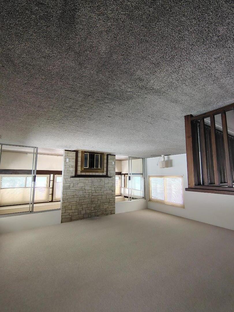 Detail Gallery Image 11 of 22 For 105 Roberts Ave, Monterey,  CA 93940 - 4 Beds | 2 Baths