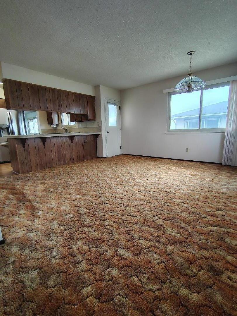 Detail Gallery Image 18 of 22 For 105 Roberts Ave, Monterey,  CA 93940 - 4 Beds | 2 Baths