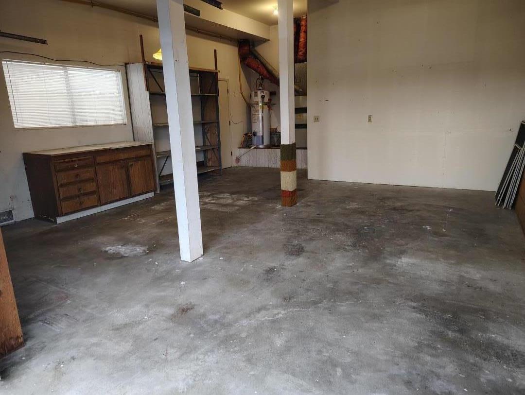 Detail Gallery Image 22 of 22 For 105 Roberts Ave, Monterey,  CA 93940 - 4 Beds | 2 Baths