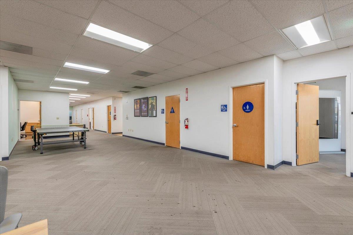 Detail Gallery Image 12 of 39 For 1290 Reamwood Ave, Sunnyvale,  CA 94089 - – Beds | – Baths