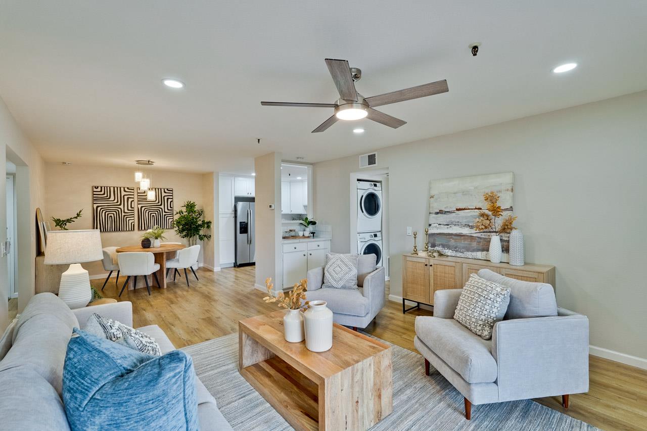 Detail Gallery Image 10 of 63 For 49 Showers Dr #J317,  Mountain View,  CA 94040 - 2 Beds | 2 Baths