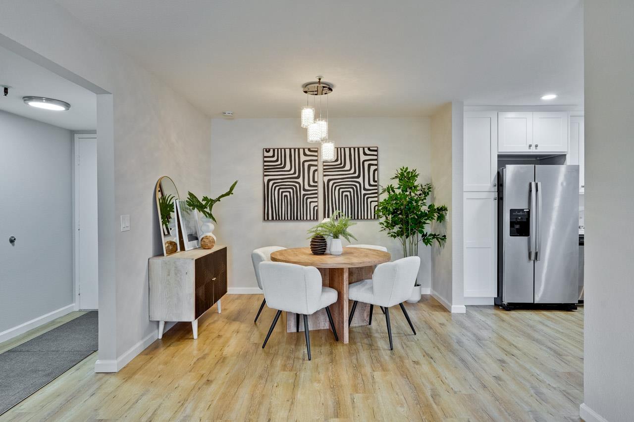 Detail Gallery Image 14 of 63 For 49 Showers Dr #J317,  Mountain View,  CA 94040 - 2 Beds | 2 Baths