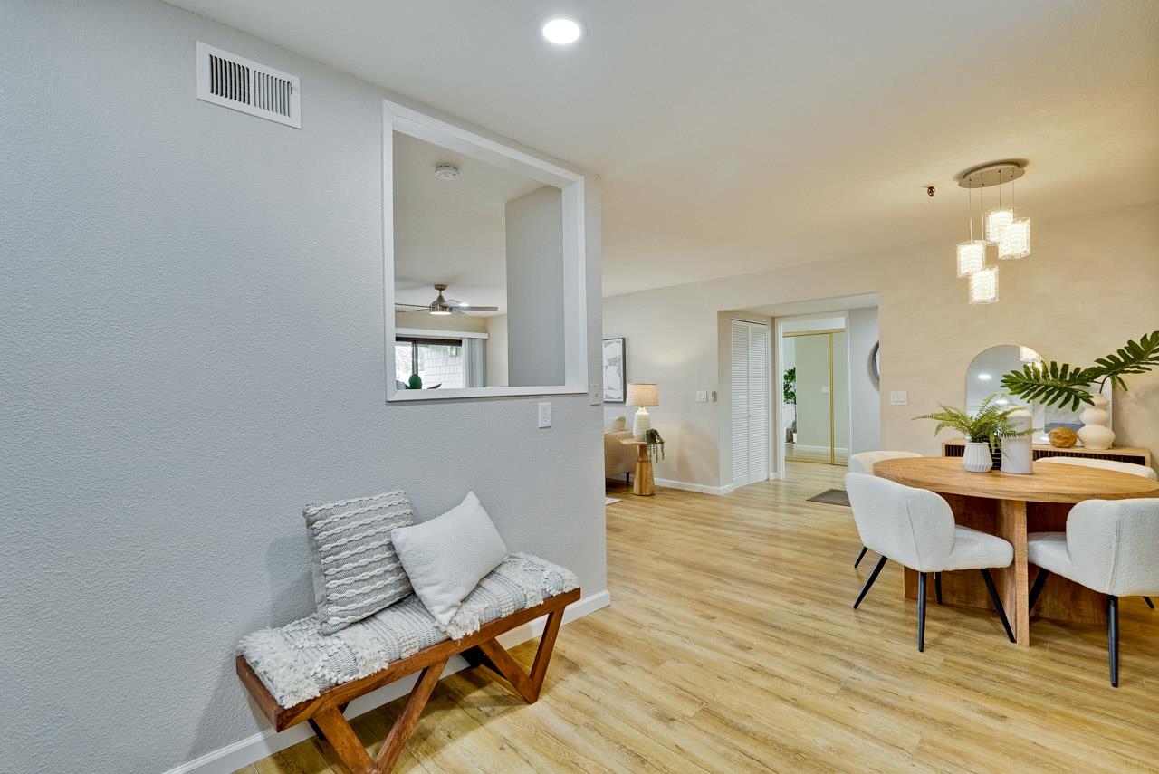 Detail Gallery Image 22 of 63 For 49 Showers Dr #J317,  Mountain View,  CA 94040 - 2 Beds | 2 Baths