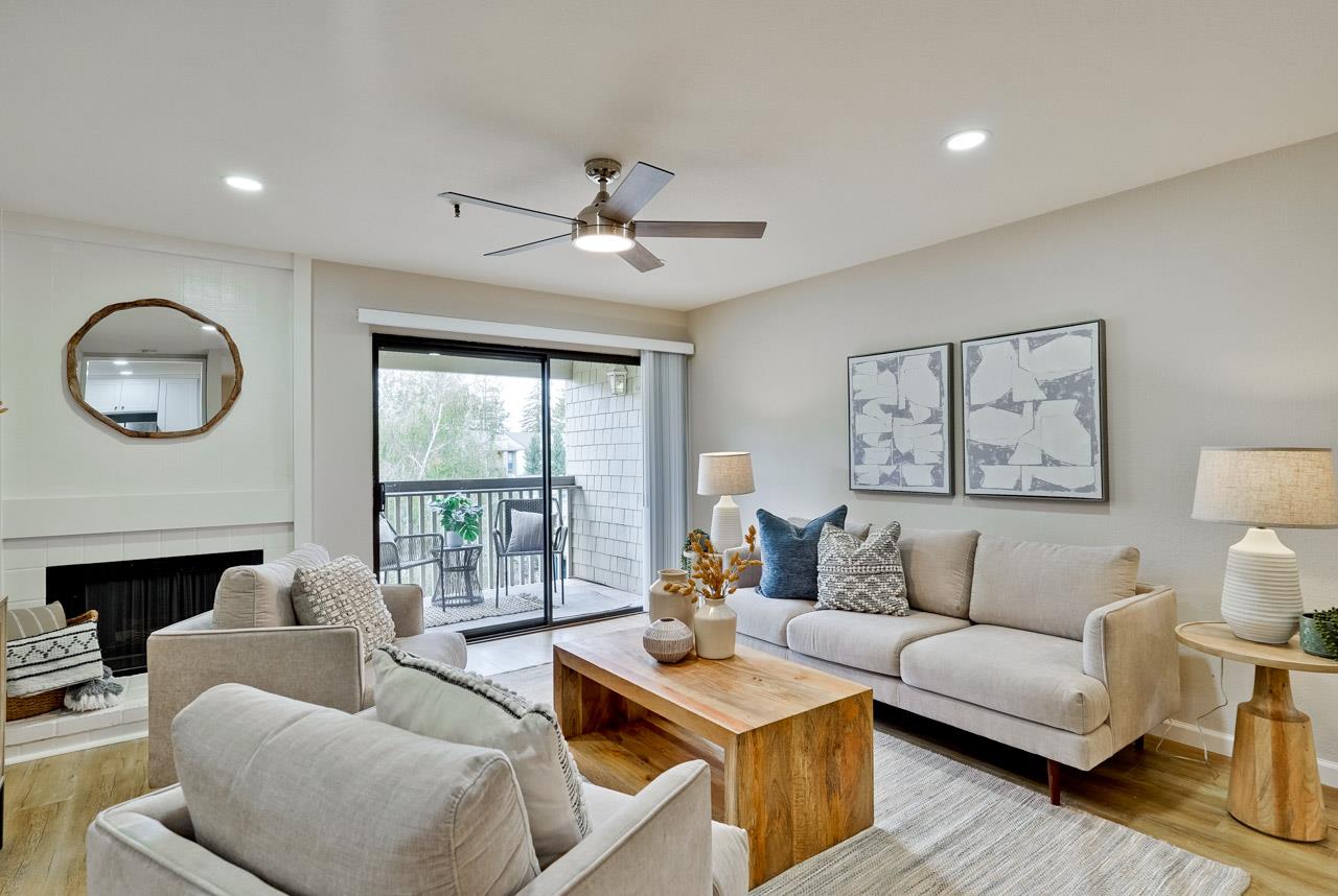 Detail Gallery Image 8 of 63 For 49 Showers Dr #J317,  Mountain View,  CA 94040 - 2 Beds | 2 Baths
