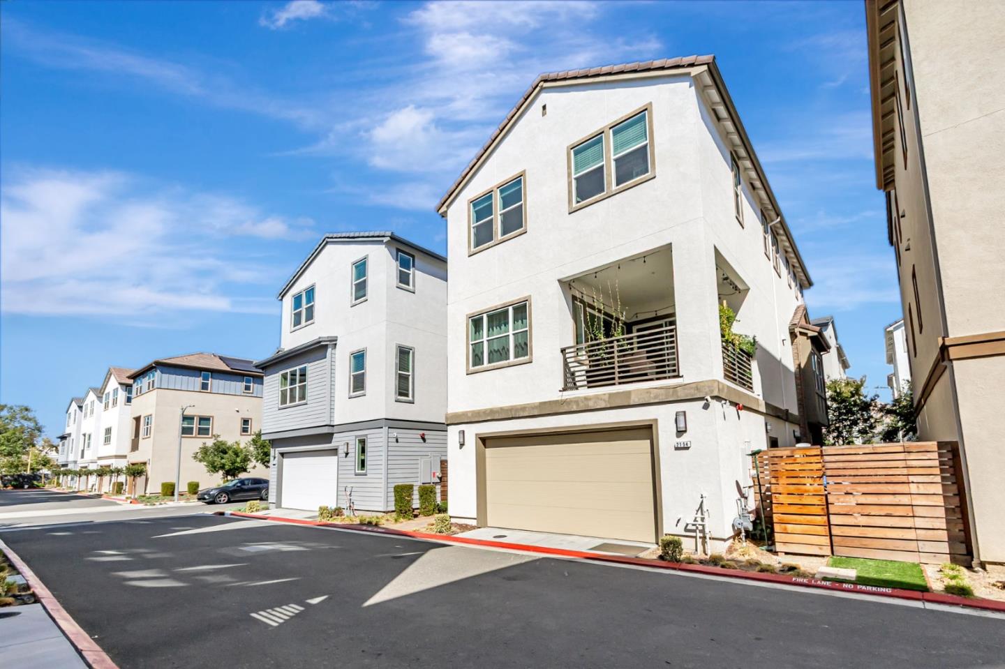 Detail Gallery Image 4 of 60 For 2154 Pastoral Loop, San Jose,  CA 95122 - 4 Beds | 3/1 Baths