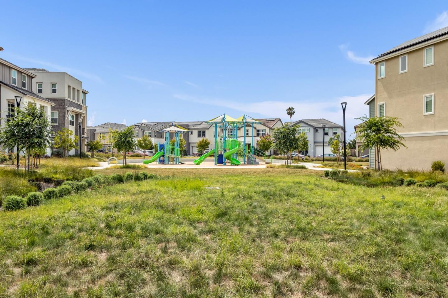 Detail Gallery Image 47 of 60 For 2154 Pastoral Loop, San Jose,  CA 95122 - 4 Beds | 3/1 Baths