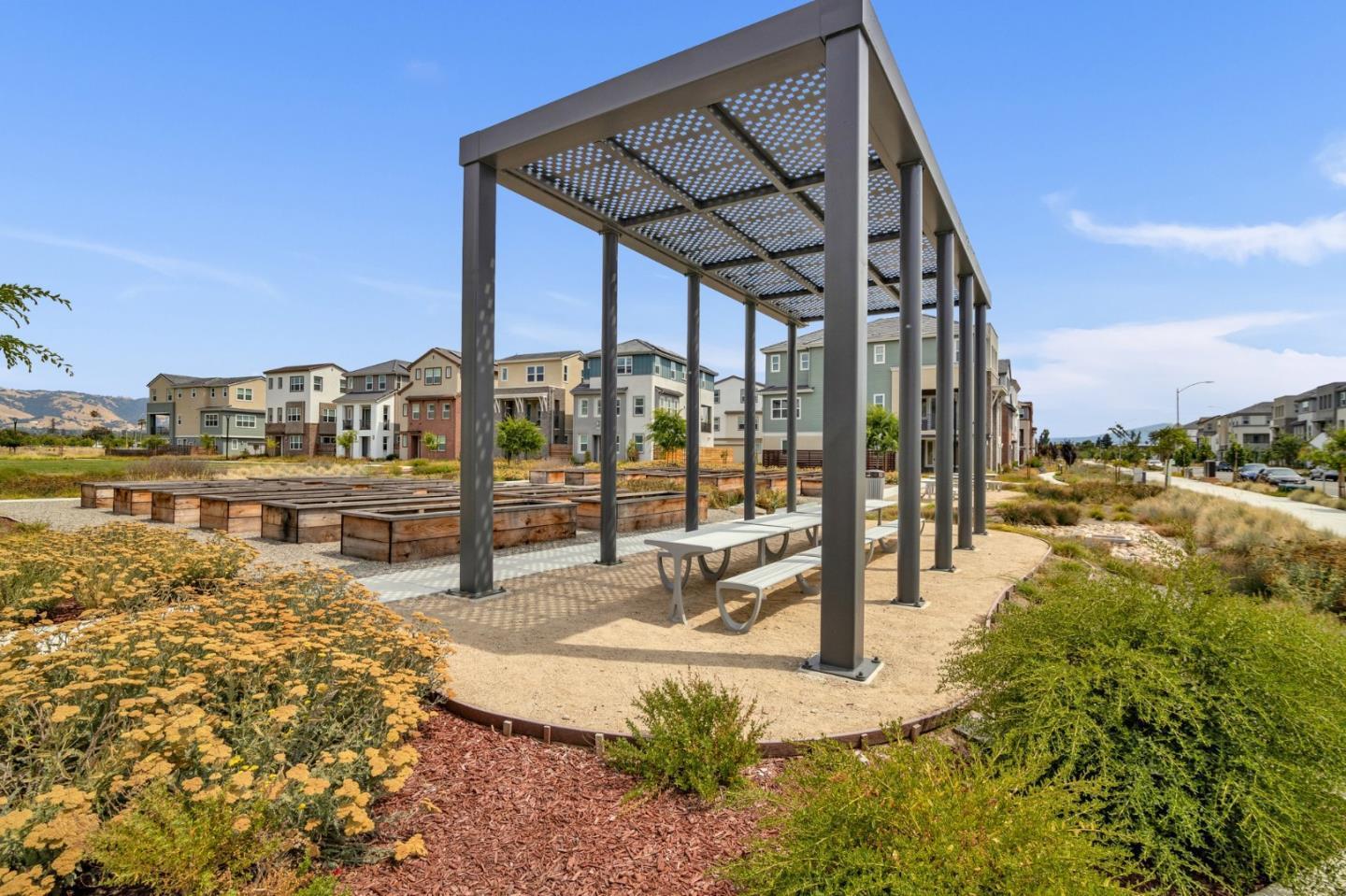 Detail Gallery Image 48 of 60 For 2154 Pastoral Loop, San Jose,  CA 95122 - 4 Beds | 3/1 Baths