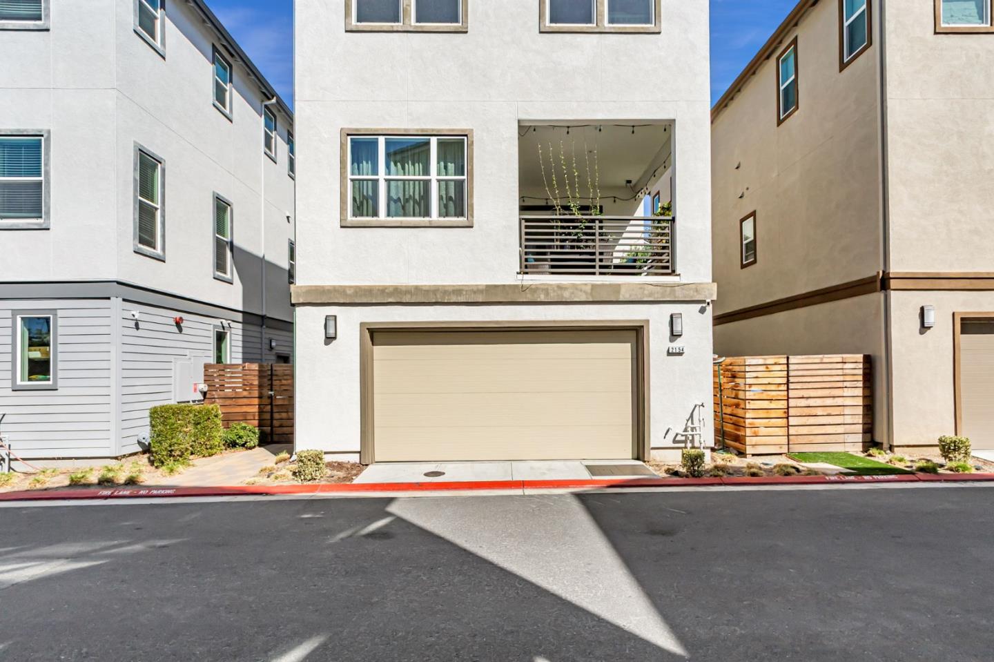 Detail Gallery Image 5 of 60 For 2154 Pastoral Loop, San Jose,  CA 95122 - 4 Beds | 3/1 Baths