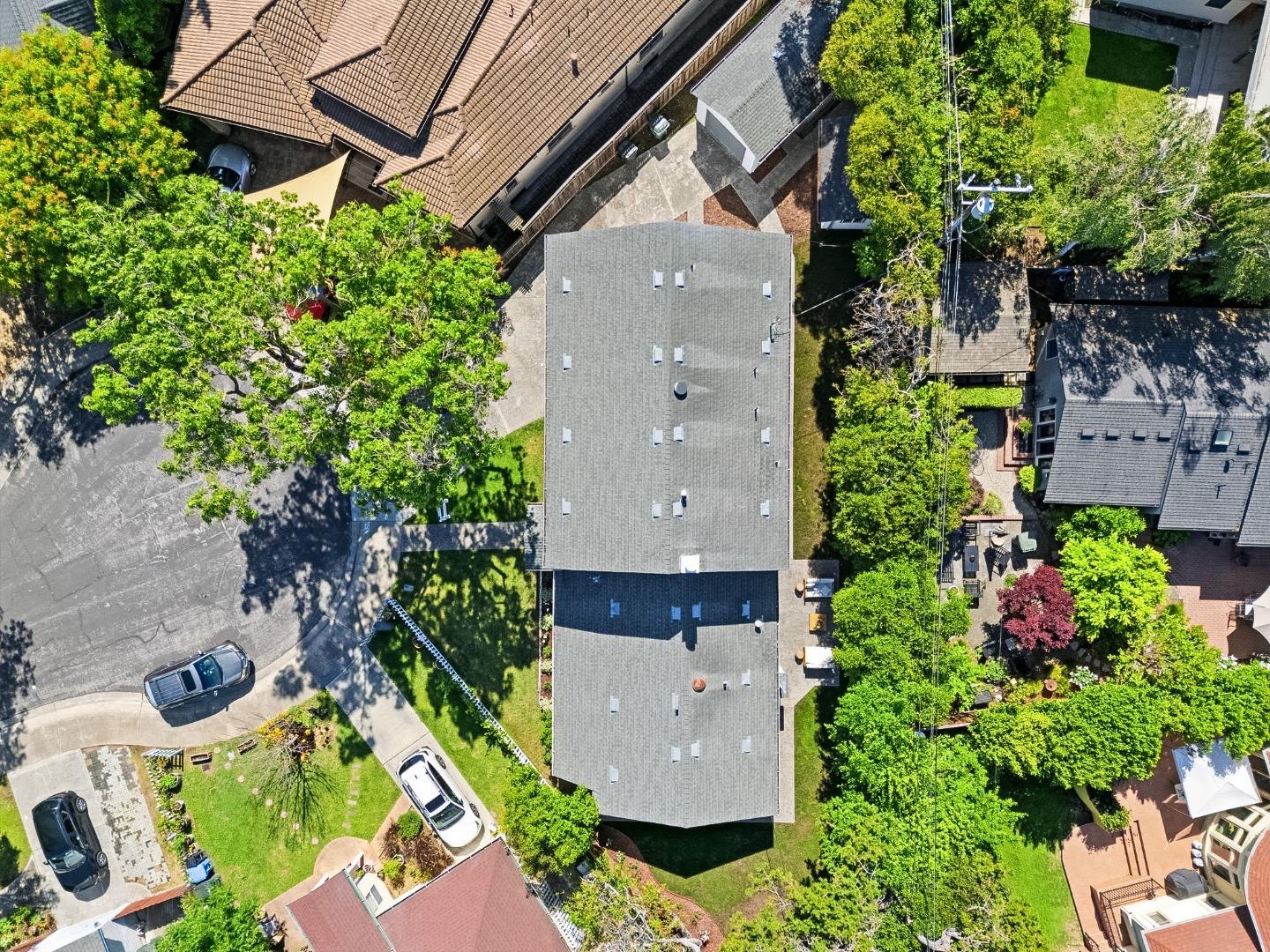 Detail Gallery Image 104 of 123 For 2331 Carmel Dr, Palo Alto,  CA 94303 - 6 Beds | 5 Baths