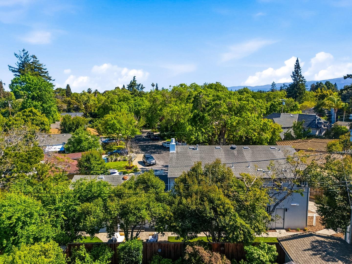 Detail Gallery Image 108 of 123 For 2331 Carmel Dr, Palo Alto,  CA 94303 - 6 Beds | 5 Baths