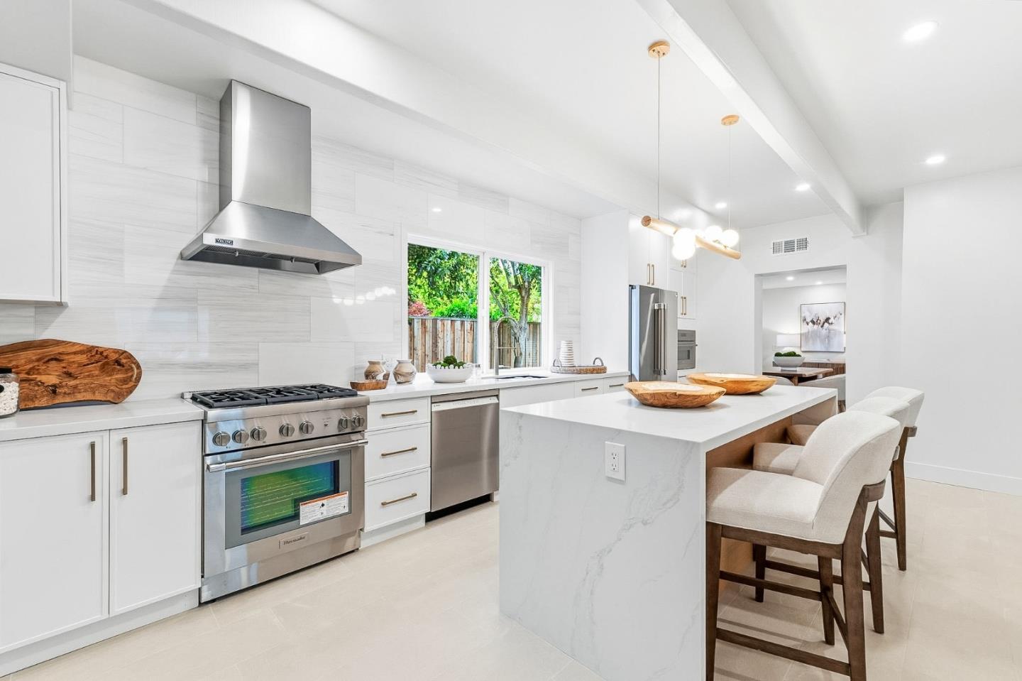 2331 Carmel Drive, Palo Alto, CA, 94303