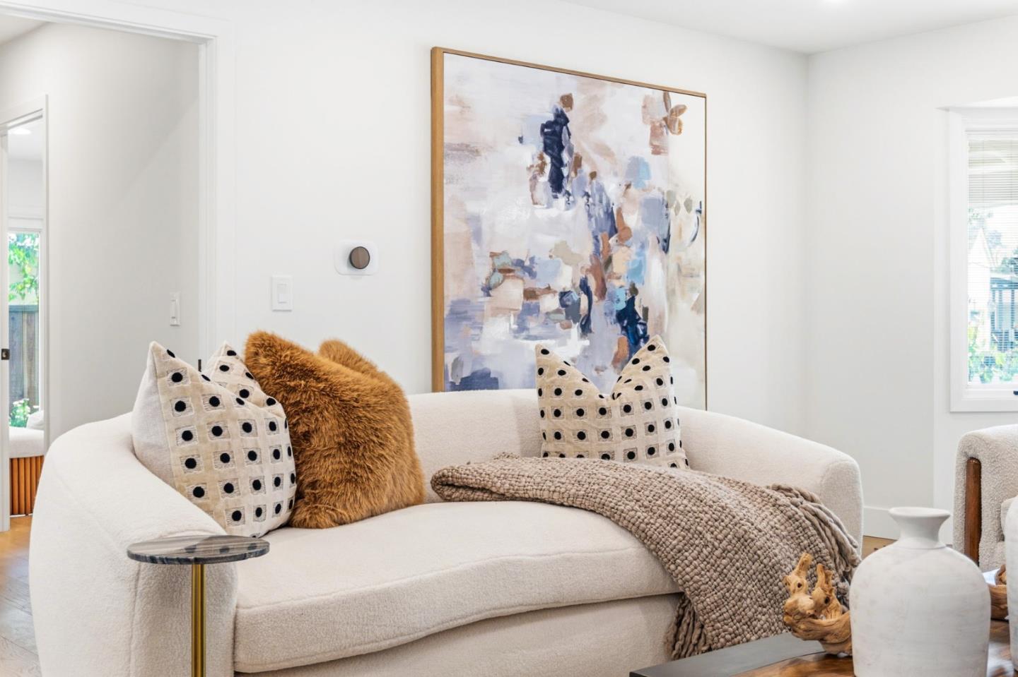 Detail Gallery Image 33 of 123 For 2331 Carmel Dr, Palo Alto,  CA 94303 - 6 Beds | 5 Baths