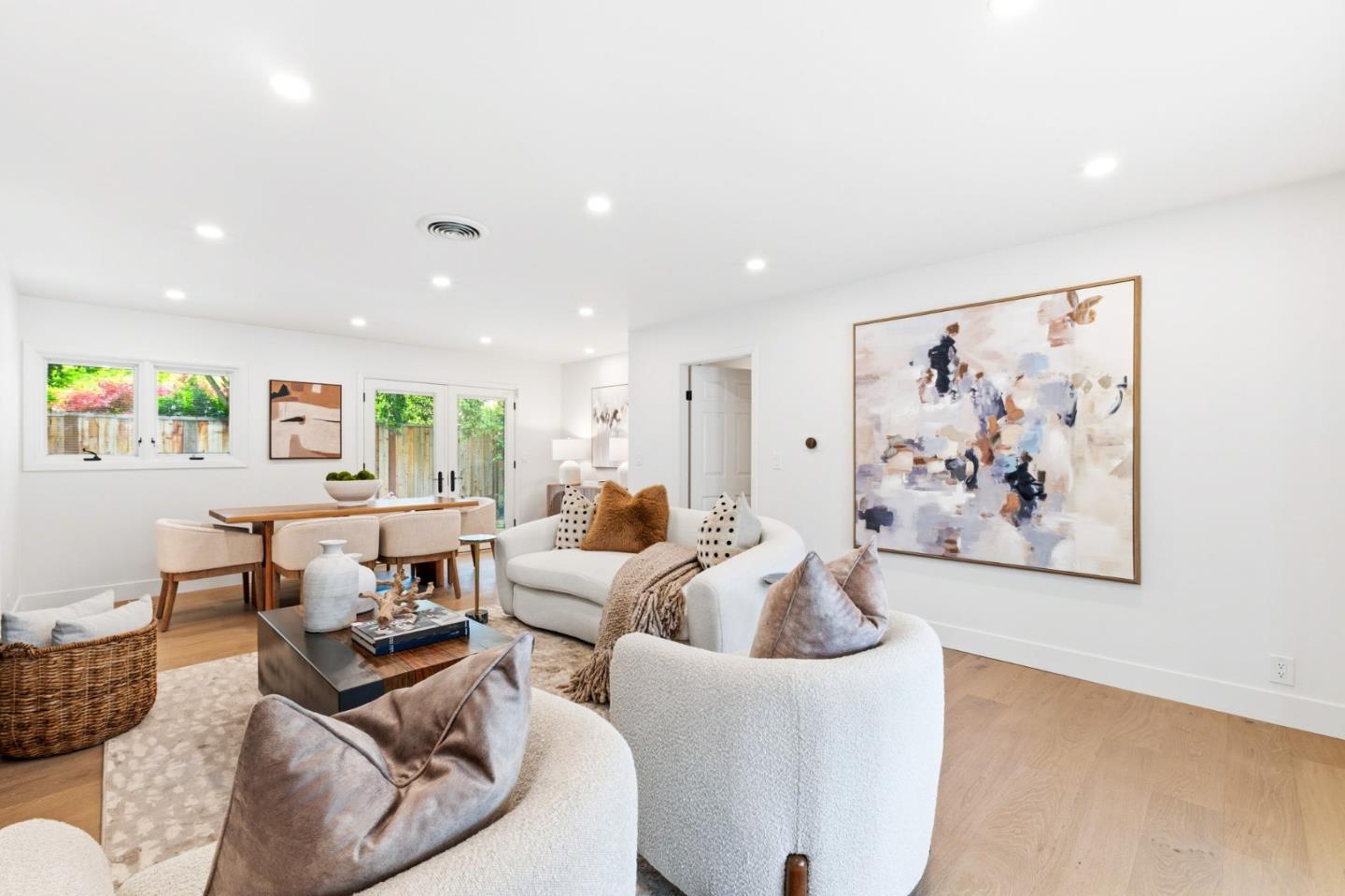 Detail Gallery Image 39 of 123 For 2331 Carmel Dr, Palo Alto,  CA 94303 - 6 Beds | 5 Baths