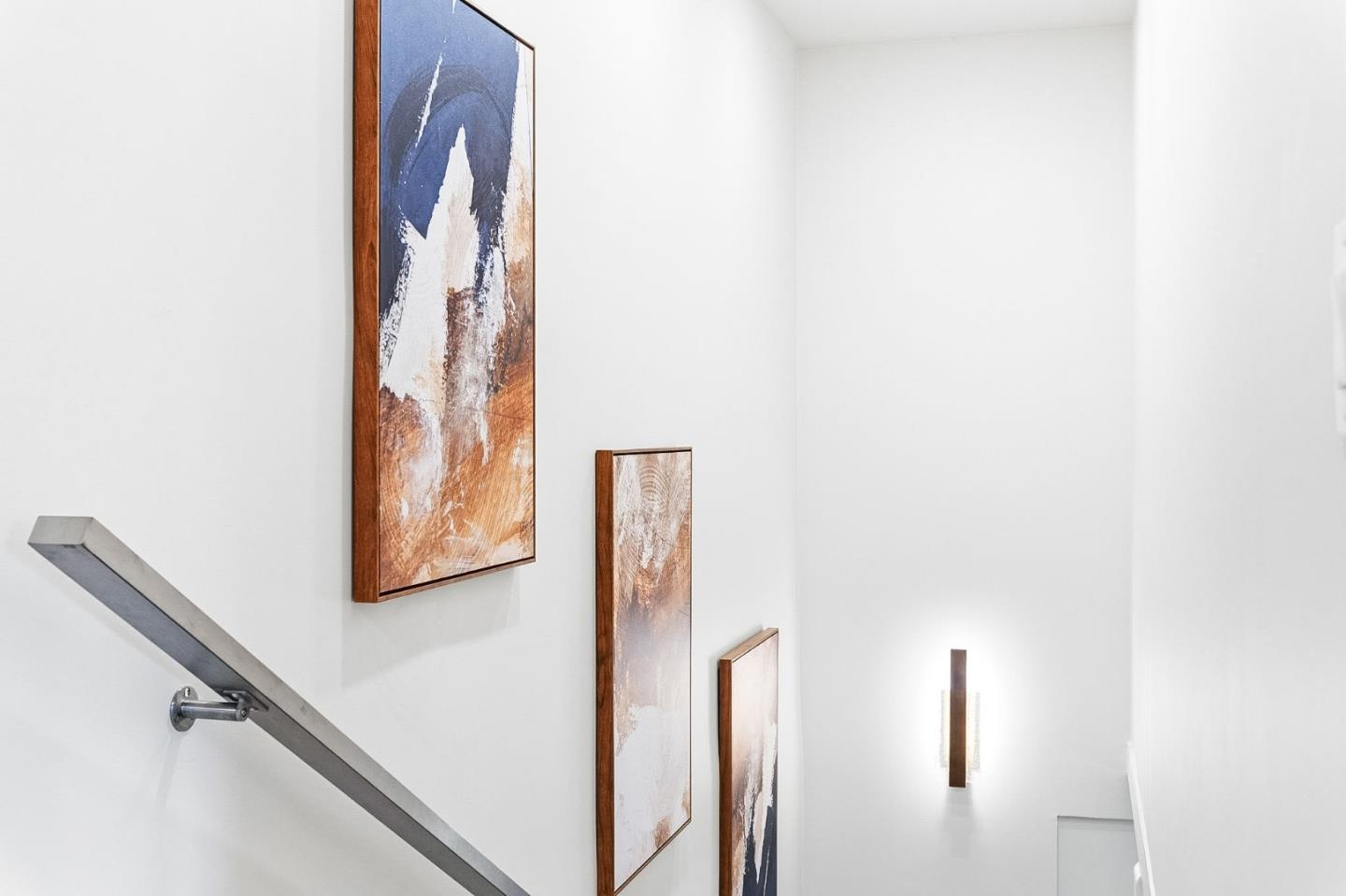 Detail Gallery Image 52 of 123 For 2331 Carmel Dr, Palo Alto,  CA 94303 - 6 Beds | 5 Baths