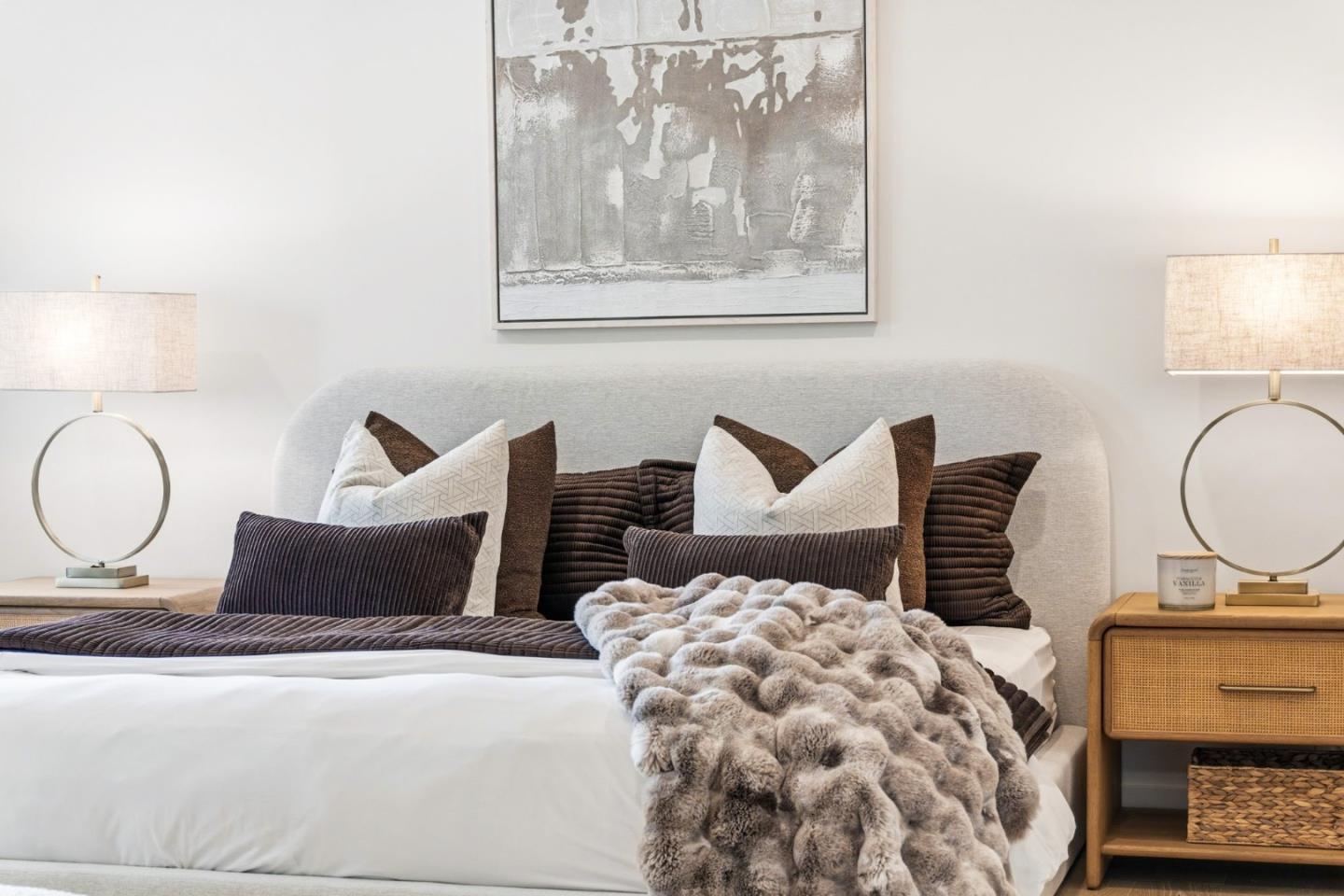 Detail Gallery Image 71 of 123 For 2331 Carmel Dr, Palo Alto,  CA 94303 - 6 Beds | 5 Baths